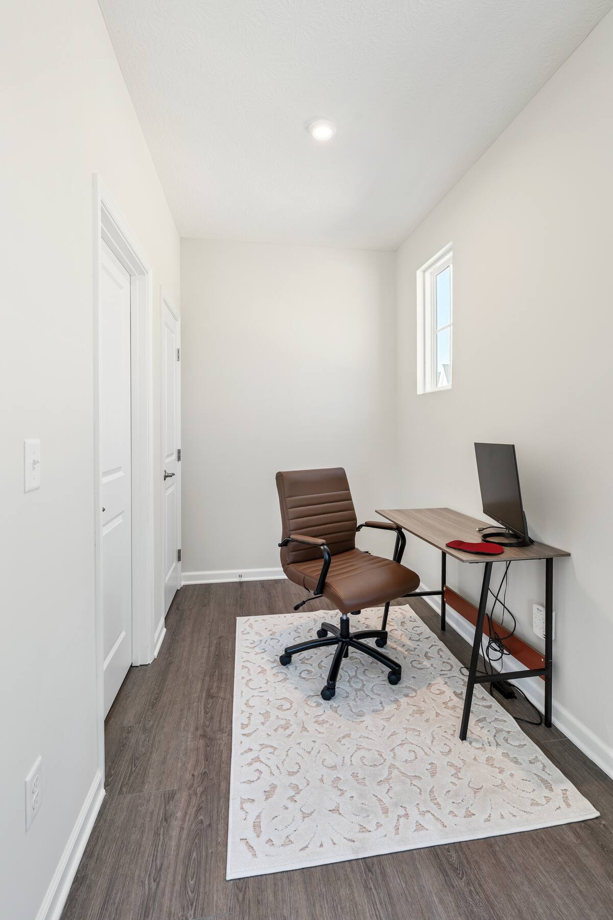 aec948b1-2b52-47fe-b280-22053e1721e9